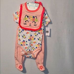 🍀Floral 3 piece set 6/9 months🍀